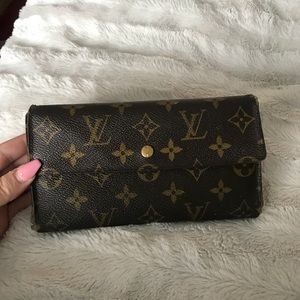 Louis Vuitton Monogram Sarah Trifold Long Wallet